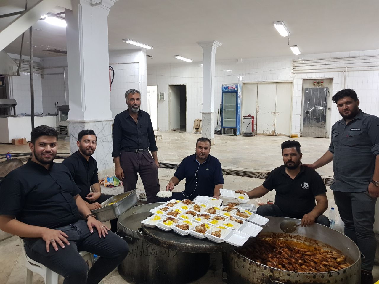 توزیع ۵ هزار پرس غذای گرم و ۵۰۰ بسته معیشتی بین نیازمندان تربت جام
