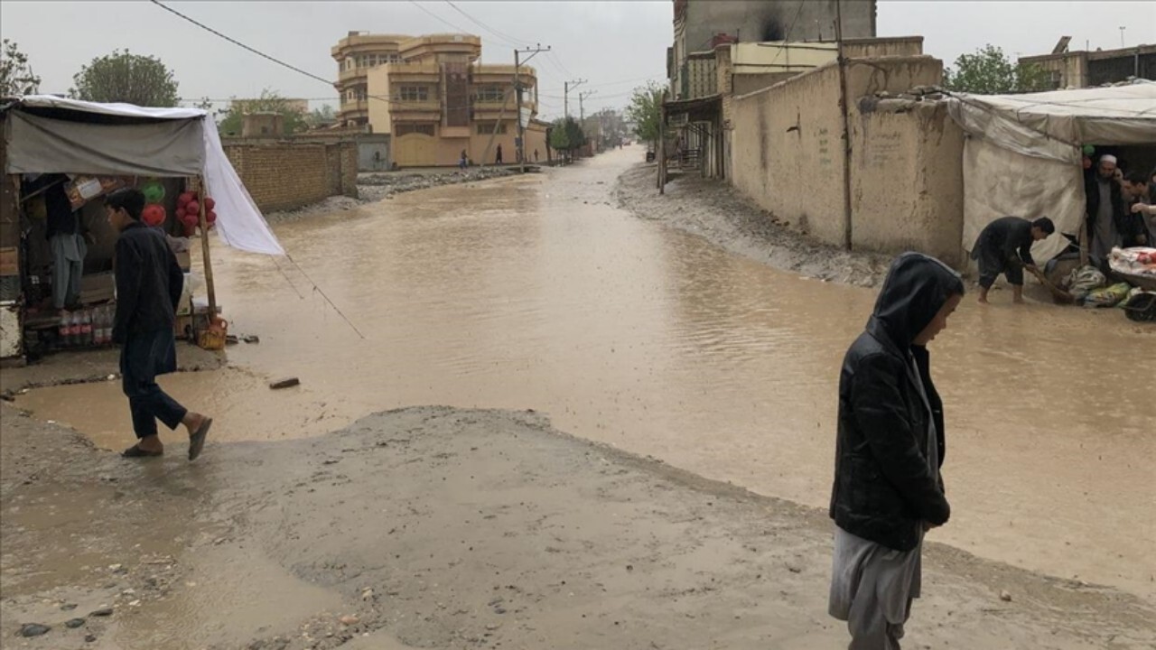 سیلاب در ننگرهار موجب کشته شدن ۵ عضو یک خانواده شد