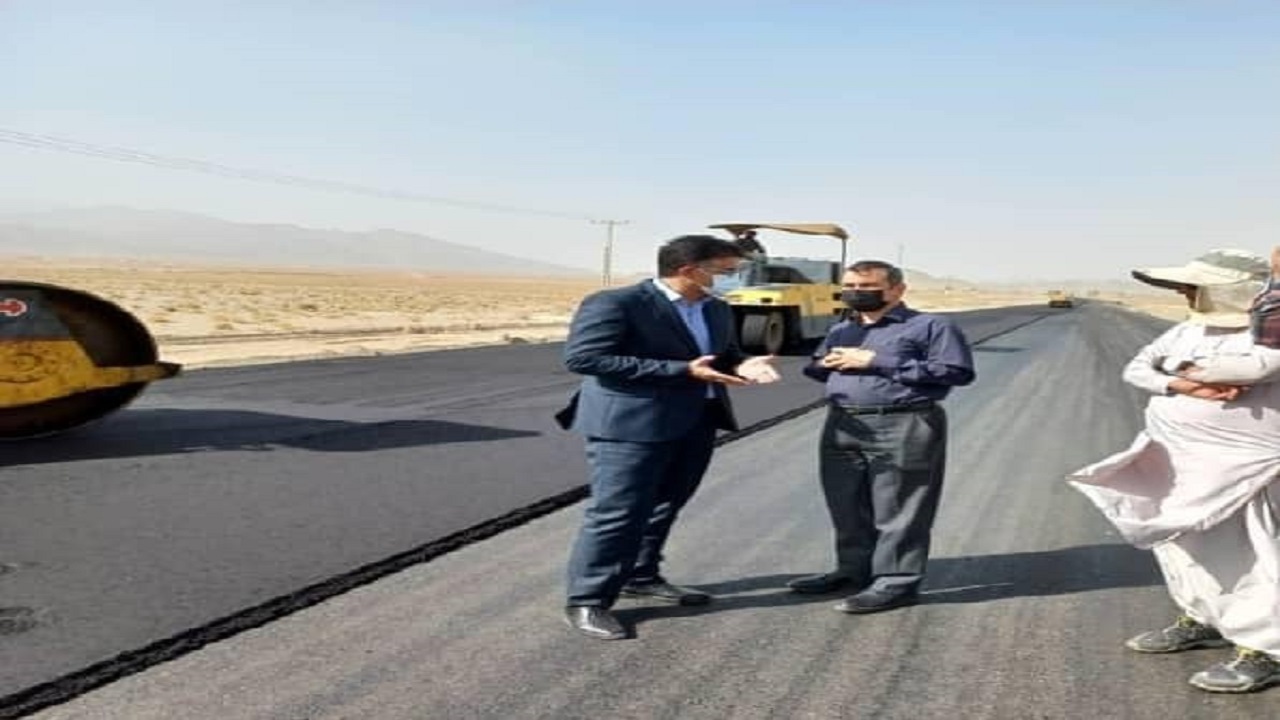 فعال بودن ۱۳ کارگاه راه‌سازی در شمال سیستان و بلوچستان با وجود بدهی به پیمانکاران
