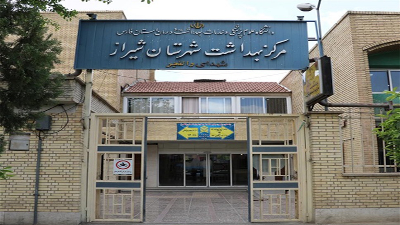 اجرای پویش پیشگیری از حوادث ترافیکی در شیراز