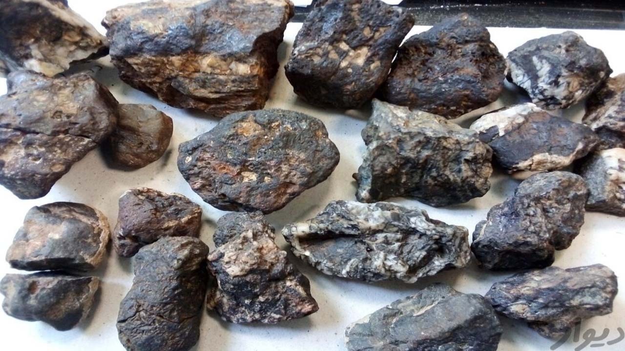 خرید و فروش میلیاردی شهاب سنگ‌ها؛ سنگ مریخی و ماه با انرژی ماورایی!