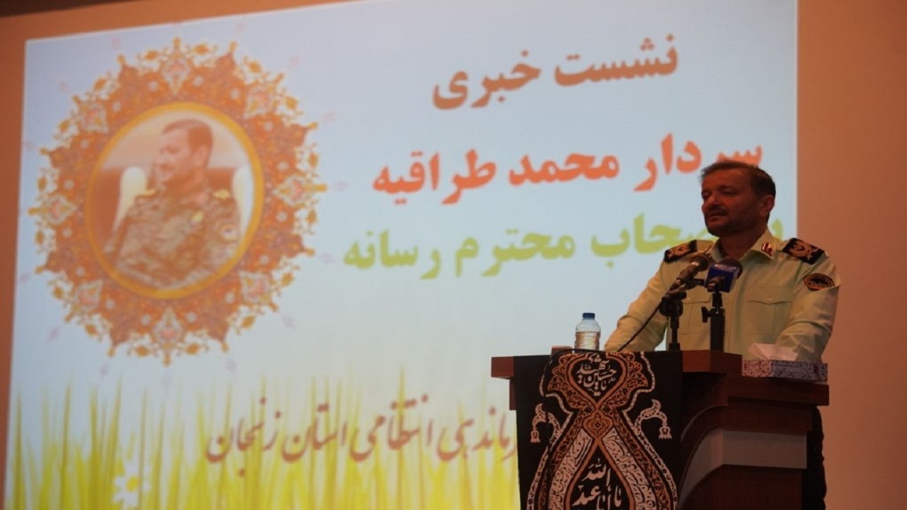 اصحاب رسانه افسران جنگ شناختی هستند
