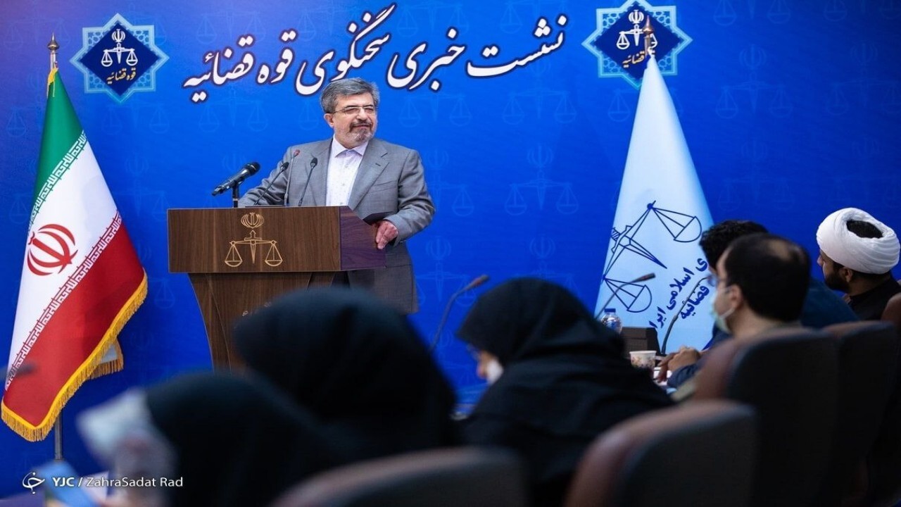 قتل ۱۰ نفر در رفسنجان به دست یک افغانستانی بررسی شد + فیلم 