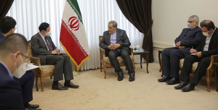 ولایتی: چین متحد استراتژیک ایران به شمار می‌رود