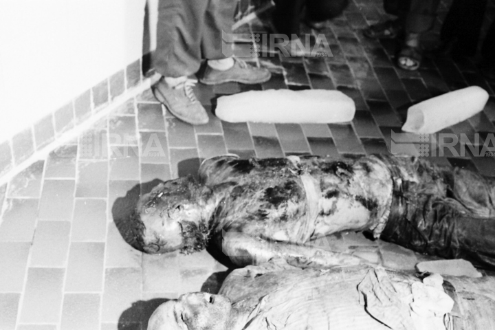 روزی که منافقین مرزهای شکنجه را جابجا کردند + (تصاویر +۱۶) روزی که منافقین مرزهای شکنجه را جابجا کردند + (تصاویر +۱۶)
