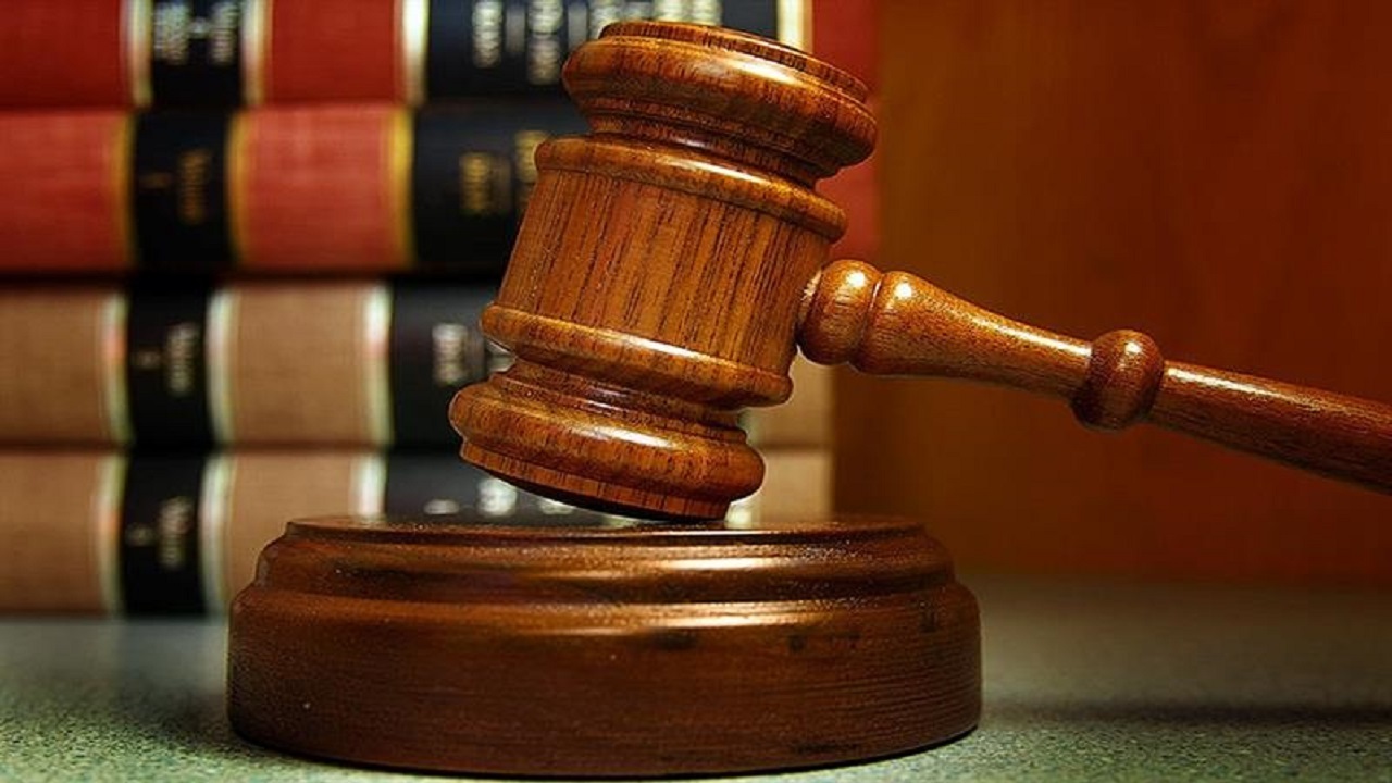 تدوین کتاب مصادیق تشکیل پرونده شخصیت در قوانین کیفری ایران