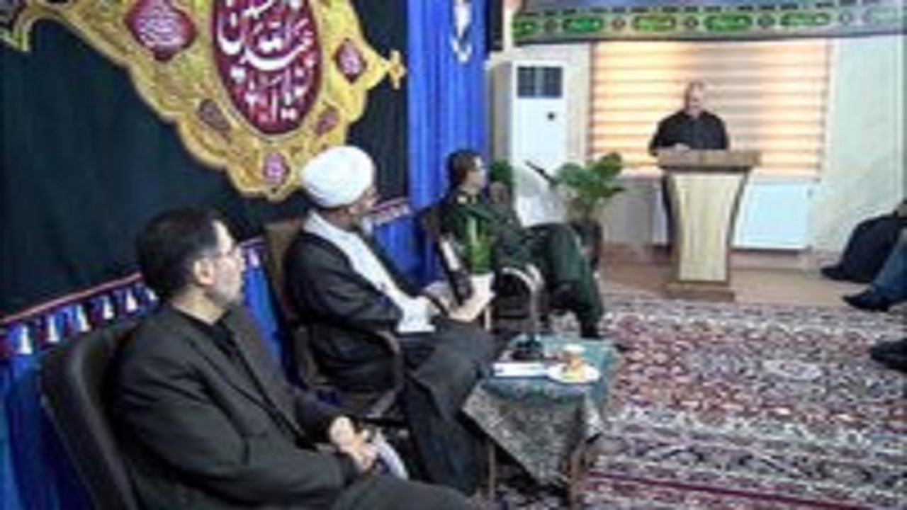 تجلیل جمعی از آزادگان استان سمنان
