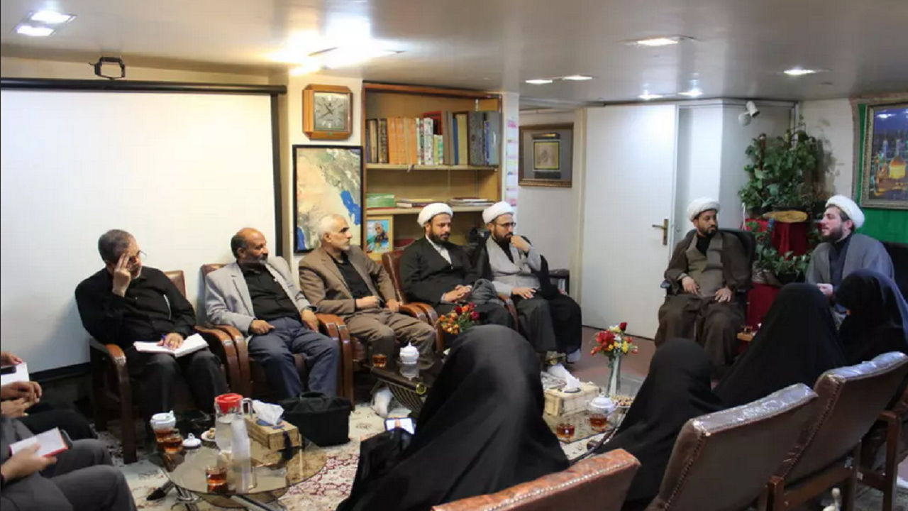 برگزاری تور حرم گردی ویژه دانش آموزان قمی