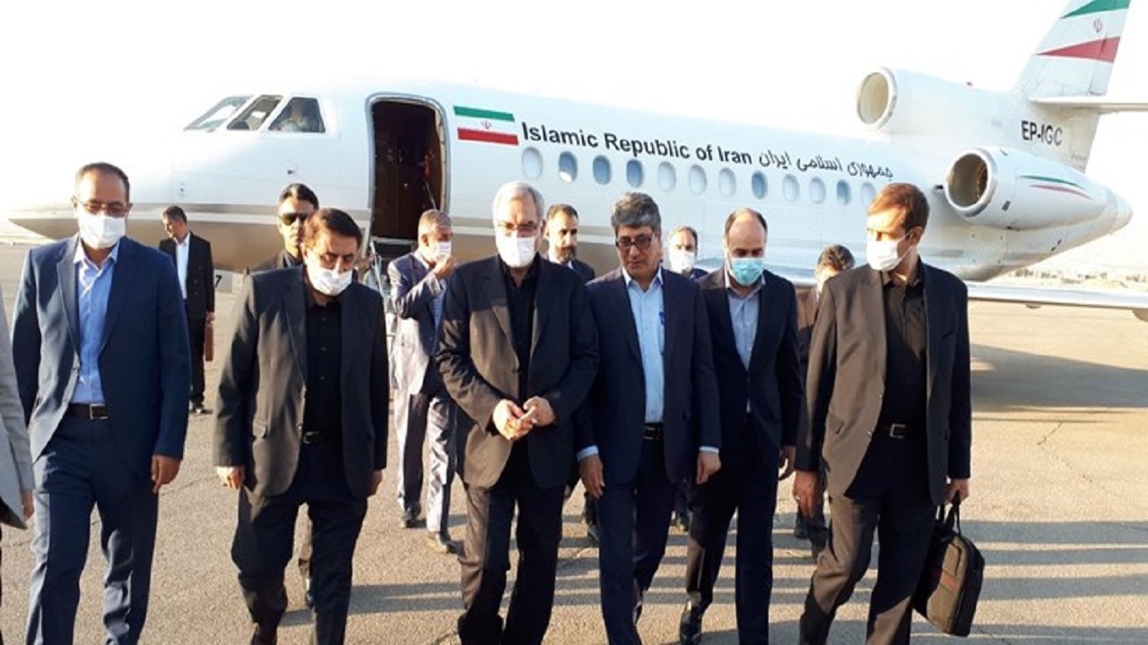وزیر بهداشت وارد کرمانشاه شد