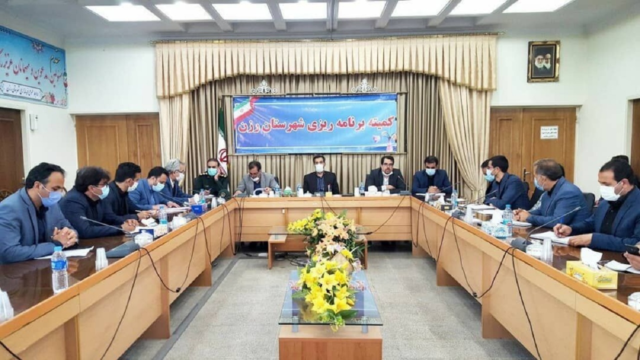 توجه به مناطق محروم اولویت مسئولان رزن است
