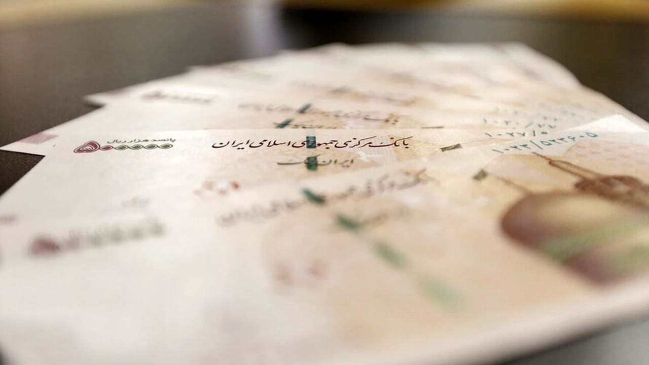 خبر خوش وزارت کار برای کارمندان؛ فوق العاده ویژه ۳۵ درصد برای همه کارمندان اعمال می‌شود