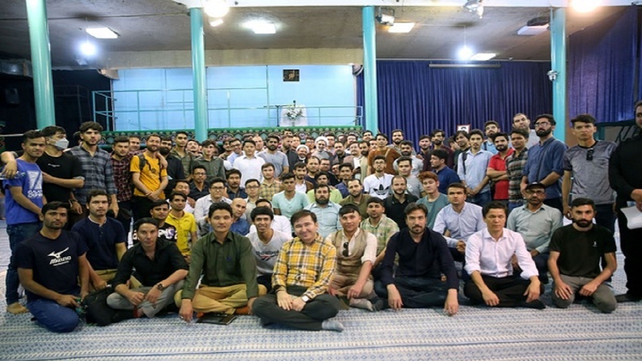 حضور ۴۰۰ دانشجوی بین المللی در دوره آموزشی فرهنگی دانشجویان
