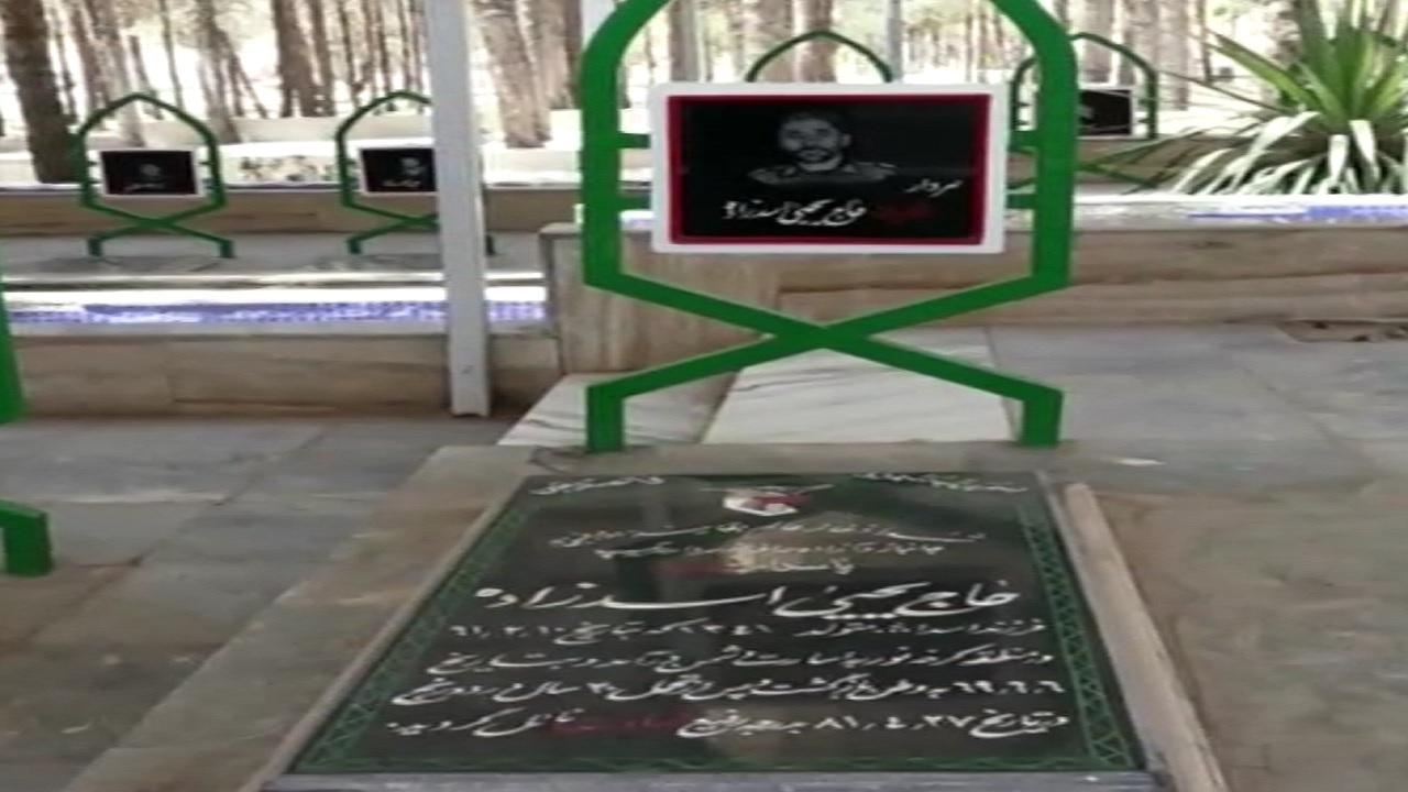 شهید اسدزاده، وزیر فرهنگ اردوگاه اُسرا بود