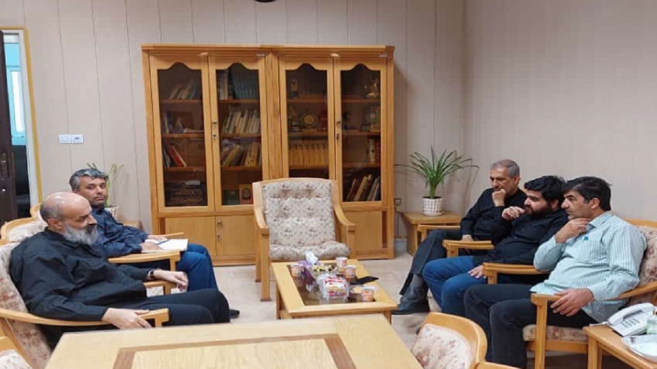 کمبود کتب تخصصی درباره قم