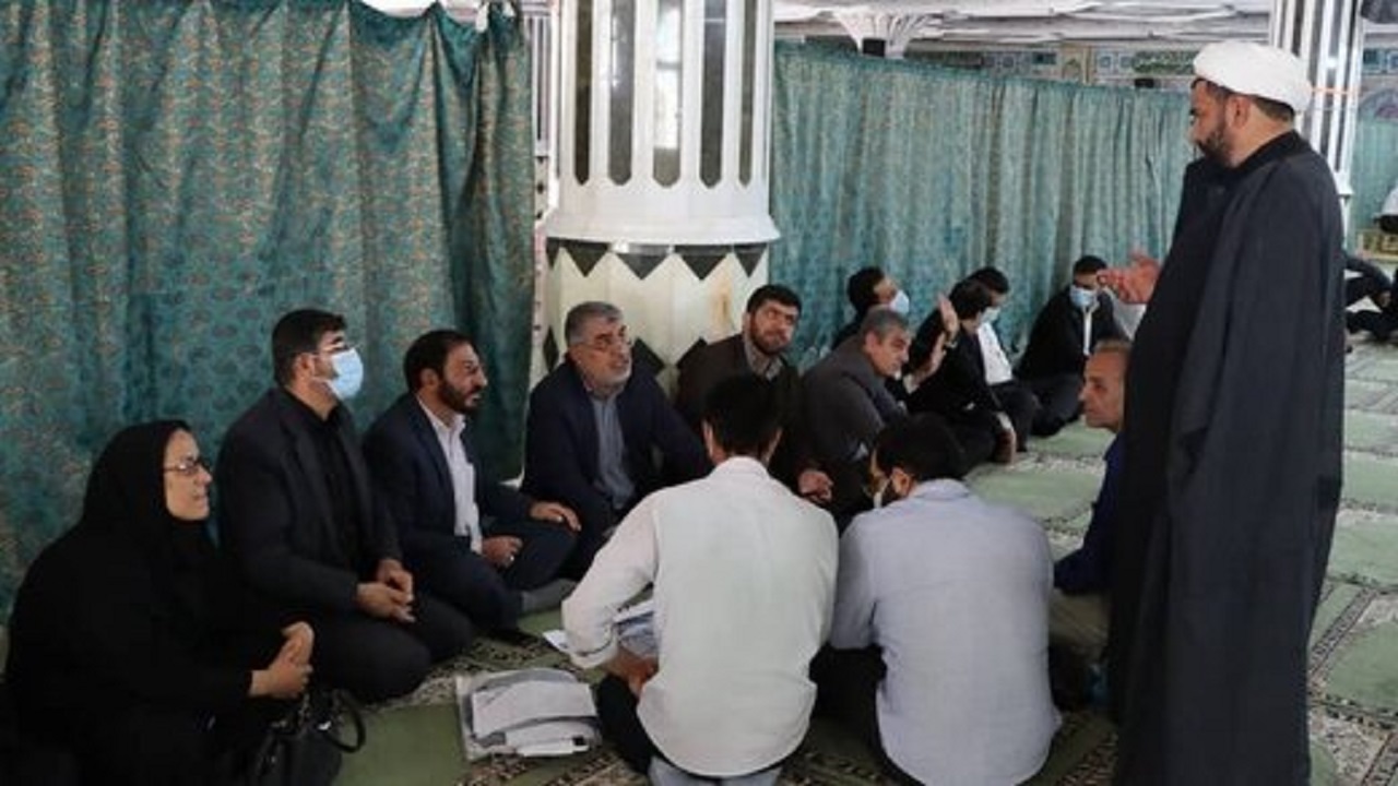 برپایی میز خدمت مدیریت‌شهری در شهرکرد