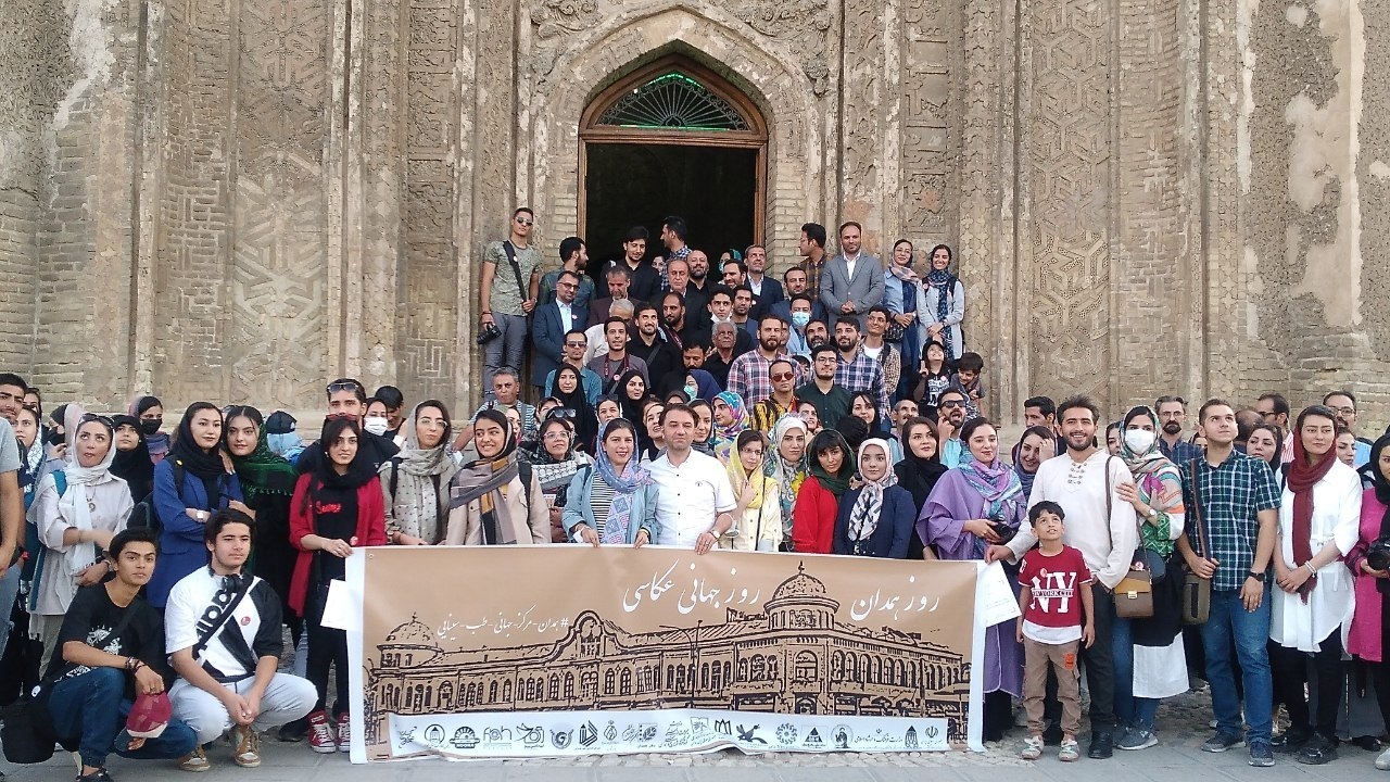 گردهمایی عکاسان همدانی در آستانه روز همدان + فیلم و تصاویر