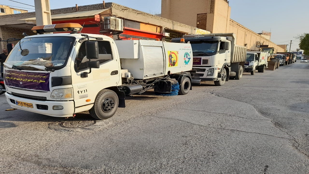 شهرداری شیراز عهده دار پاکسازی معابر خرمشهر