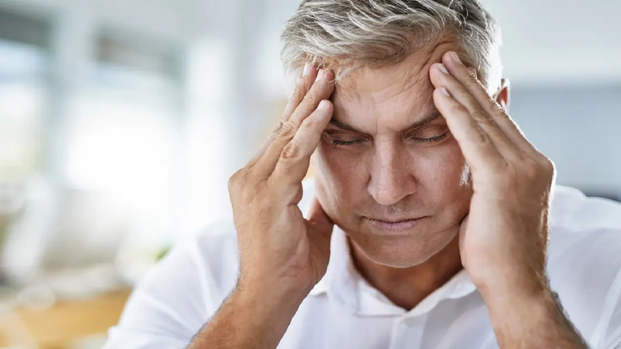 چرا حملات میگرن در تابستان تشدید می‌شوند؟