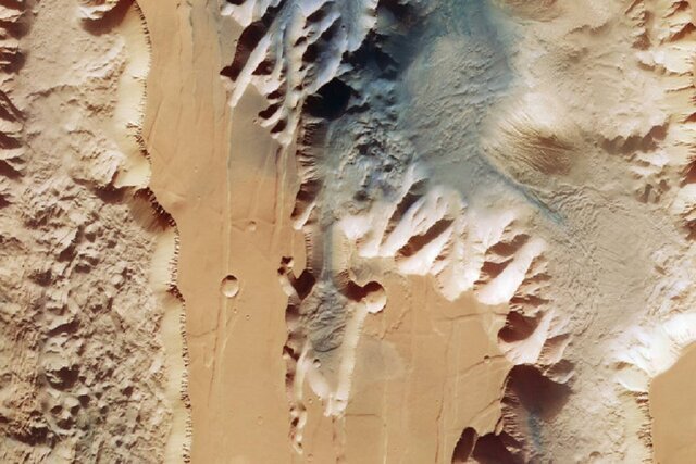 دره عظیم مریخ