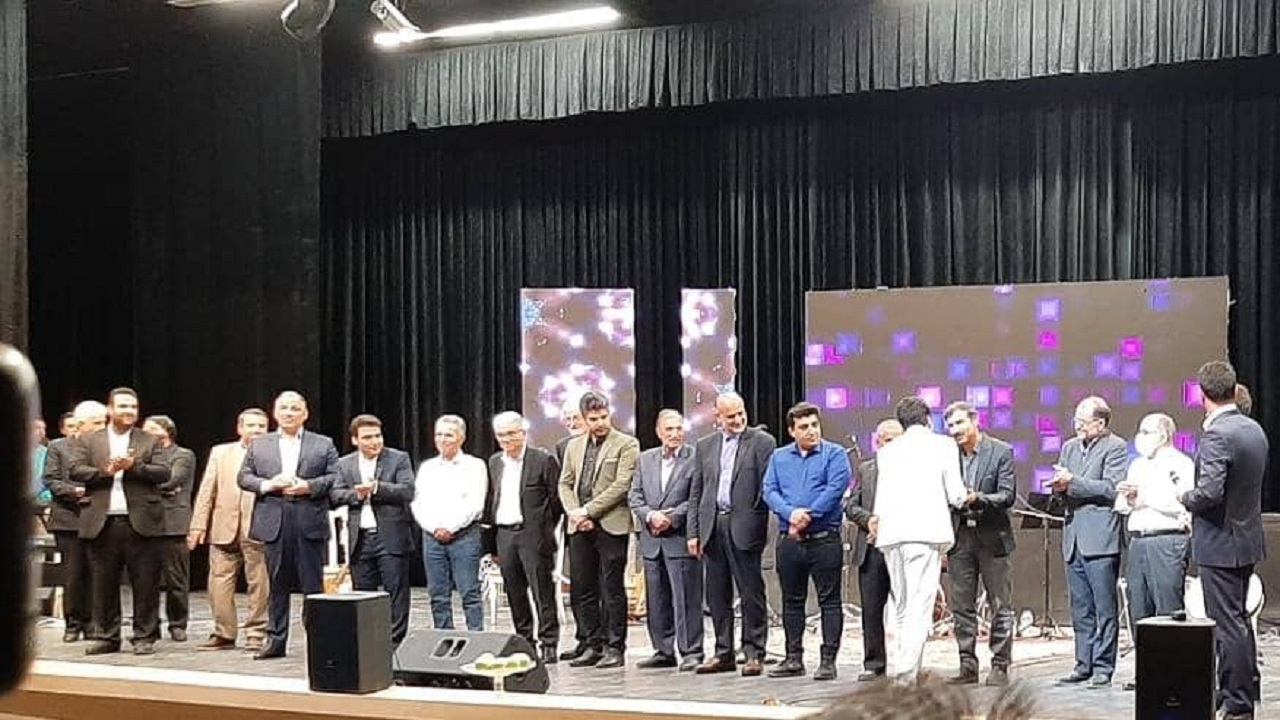 گلریزان خیران کاشان و آران و بیدگل در کنسرت معتمدی