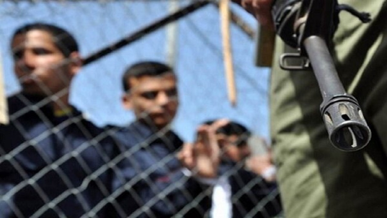 ۴۵ اسیر فلسطینی اعتصاب غذای خود را آغاز کردند