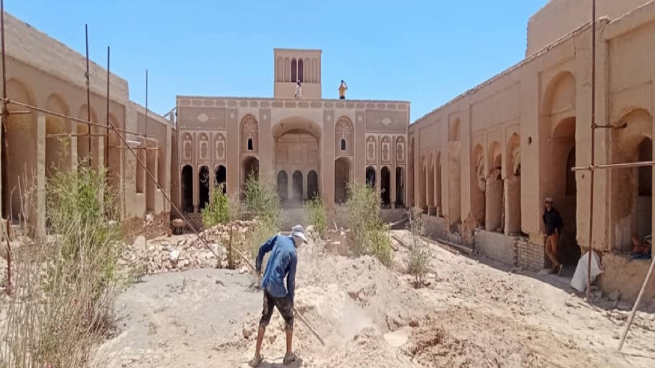 مرمت خانه قاجاری اسماعیل‌خانی در ابرکوه