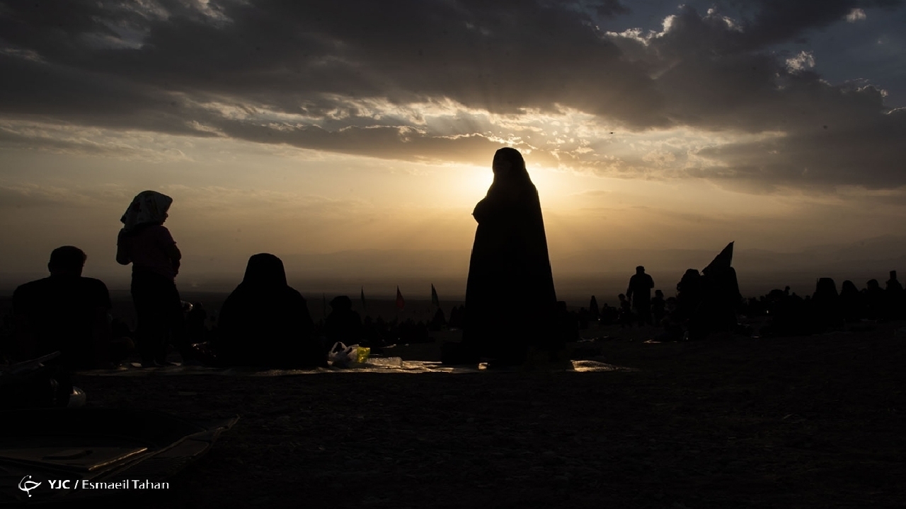 خودمان را با فرهنگ حسینی پیوند بزنیم نه مصائب حسینی