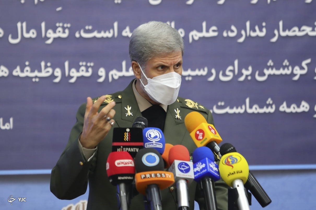 امیر حاتمی: جمهوری اسلامی به یک قدرت مهم منطقه‌ای و نقش آفرین در جهان تبدیل شده است