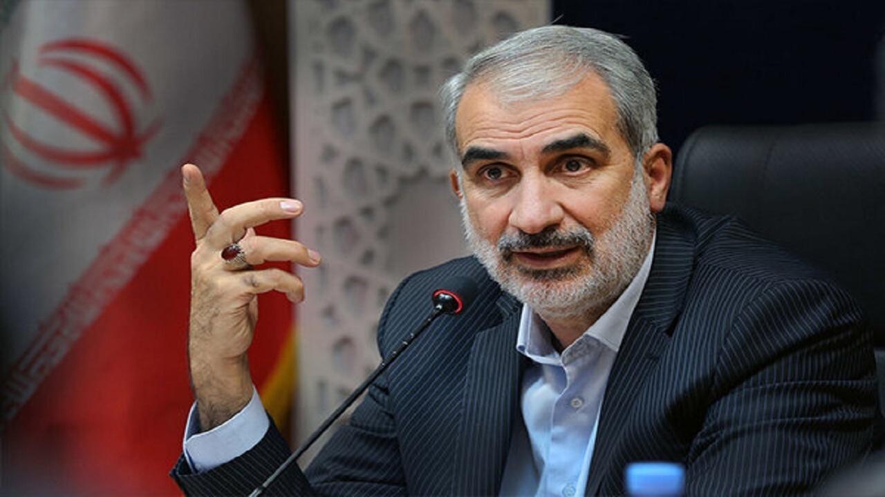 ۶۰ درصد معلمان ما در آموزش و پرورش  بسیجی هستند