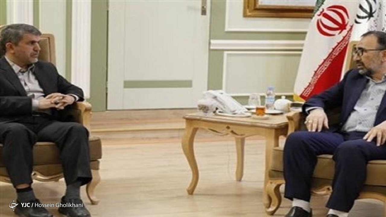 اعتبارات بانکی باید به حساب های استانی واریز شود