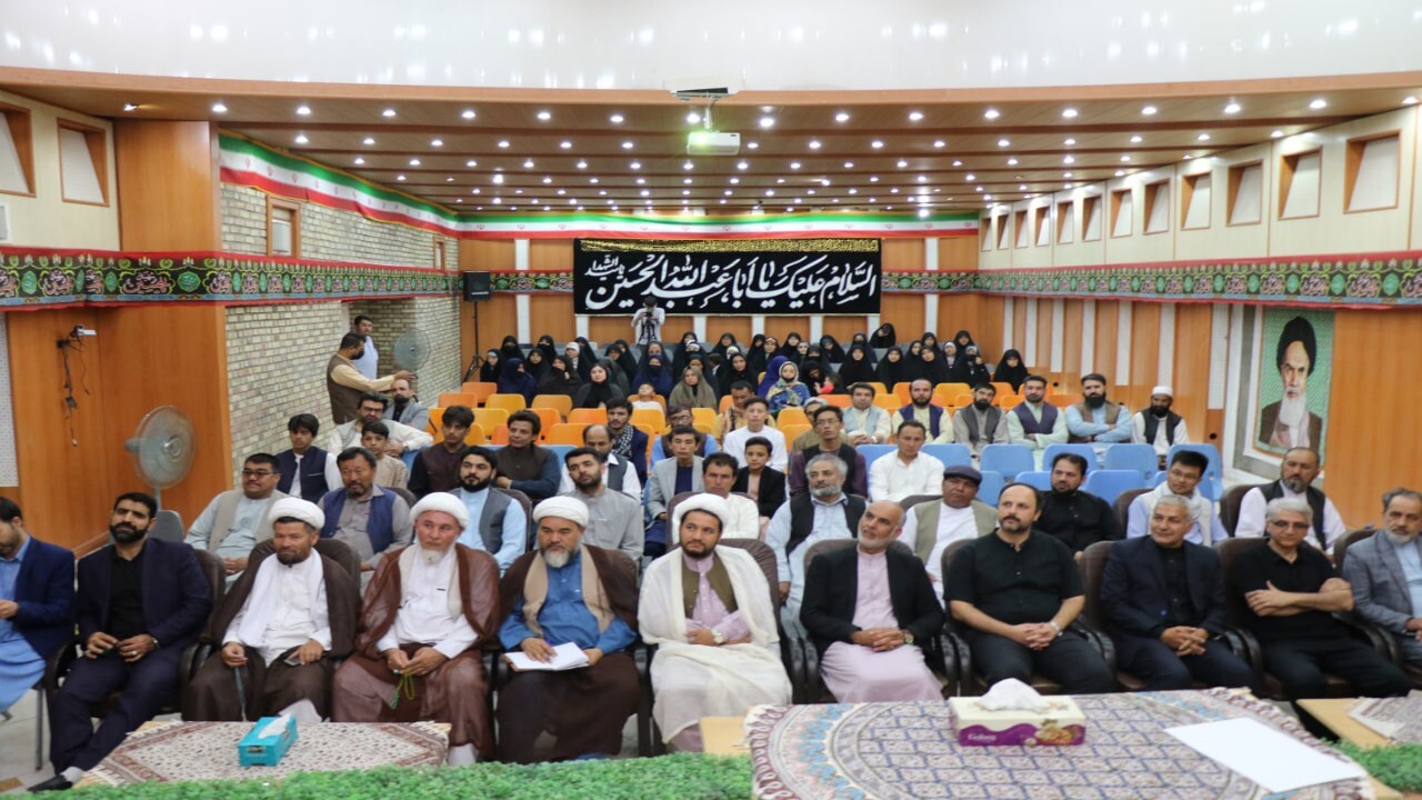 نمایشگاه سماع قلم در مرکز فرهنگی جمهوری اسلامی ایران گشایش یافت + تصاویر