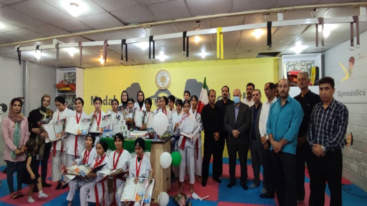 تجلیل از دختران کاراته کای شوشی