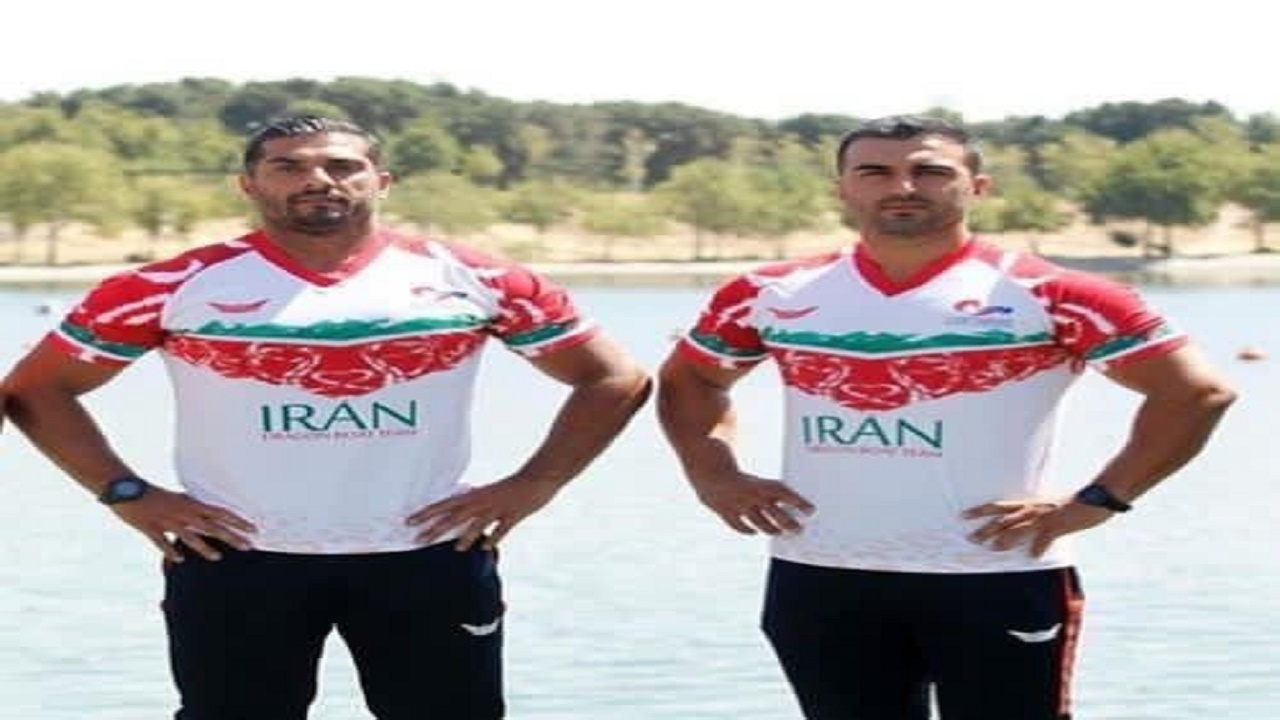قایقرانان بابلسری و بهنمیری در راه مسابقات جهانی دراگون‌بوت
