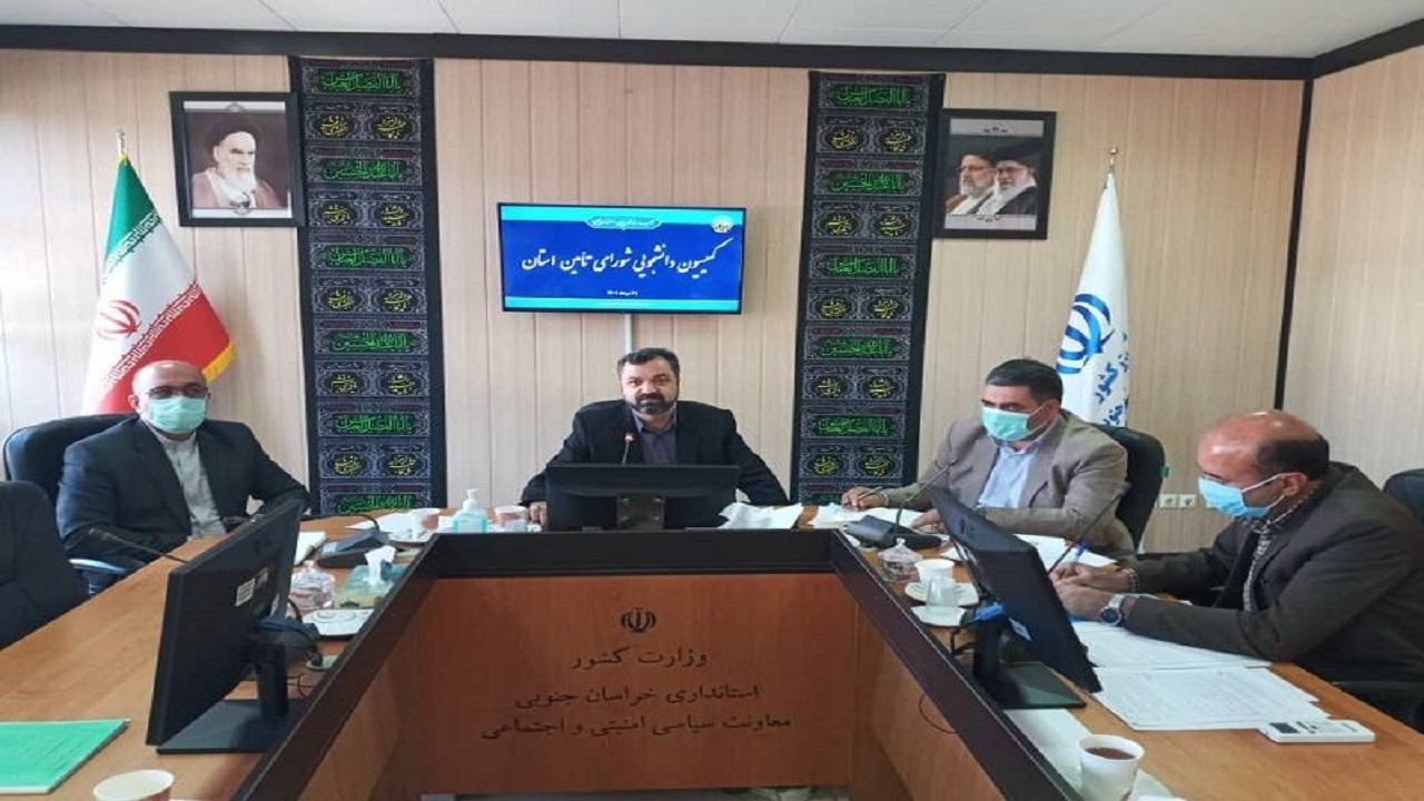 باید بهترین خدمات به دانشجویان ارائه شود