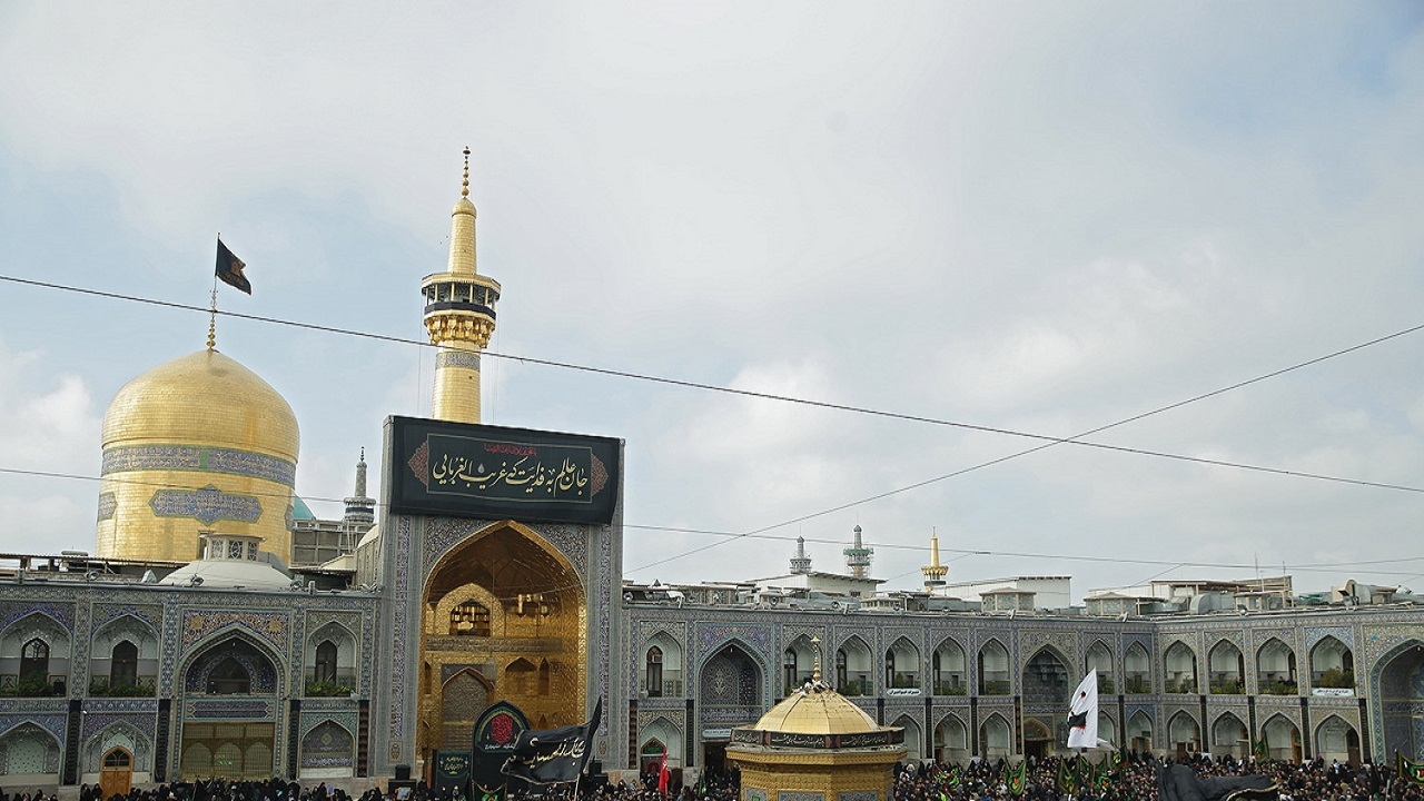 مشهدالرضا سیاه پوش در شب شهادت امام زین العابدین (ع)