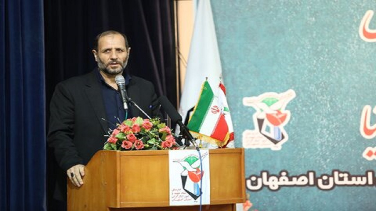 همه ارکان نظام اسلامی مقدس است