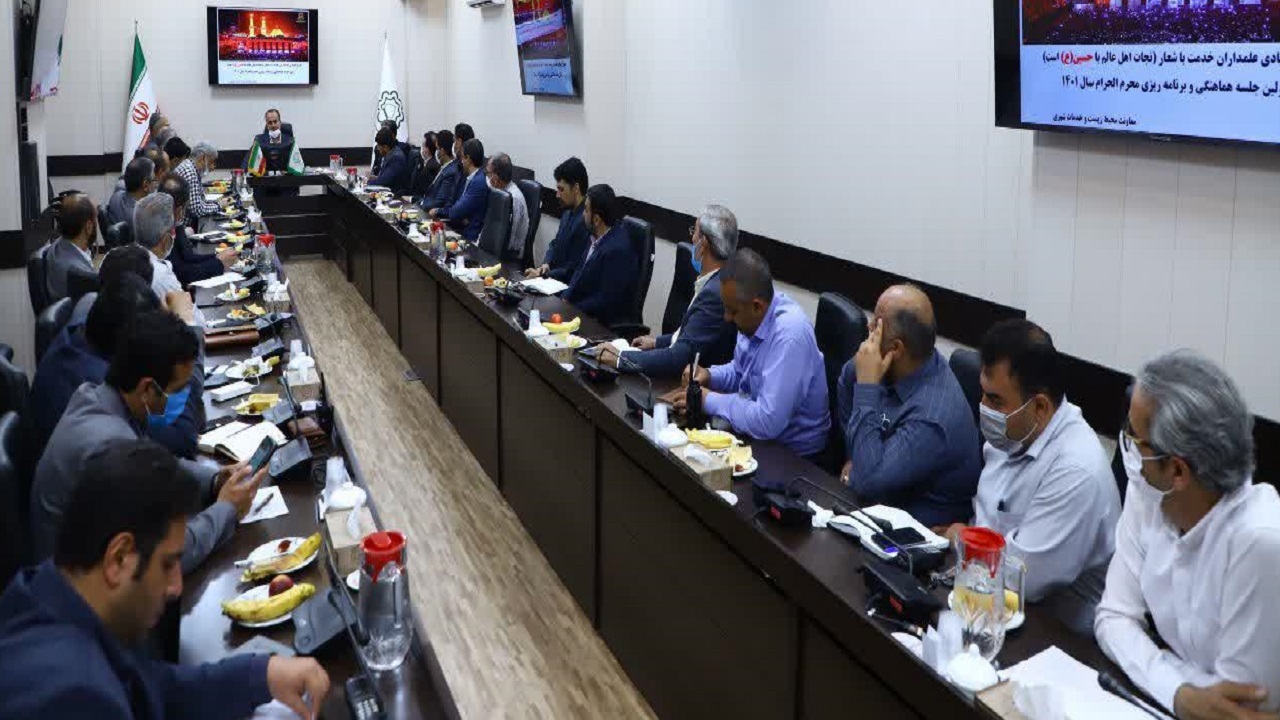 شهر قم رنگ و بوی حسینی به خود می‌گیرد