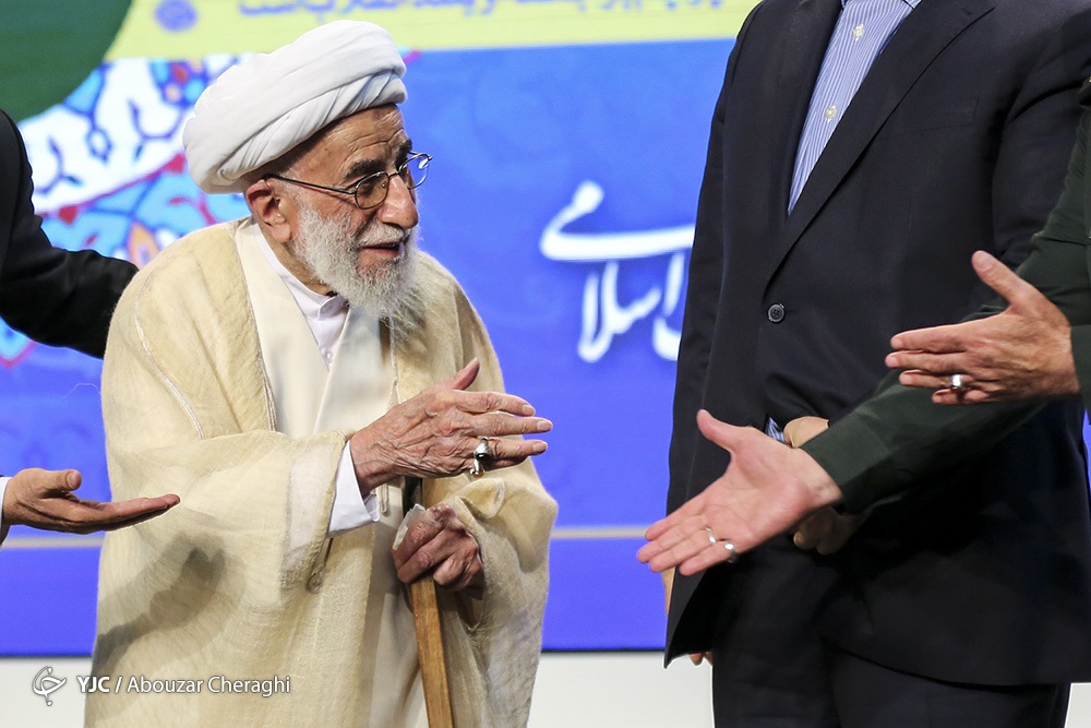 آیت‌الله جنتی به عنوان دبیر شورای نگهبان ابقا شد