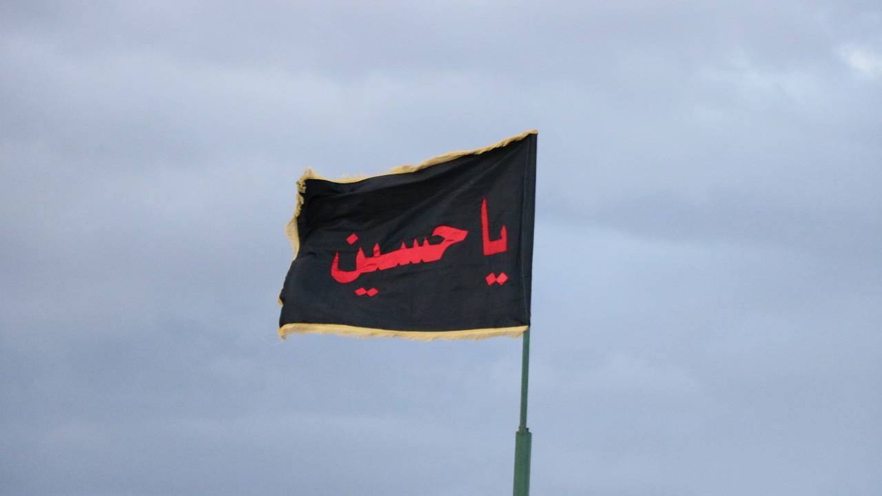 برپایی خیمه عزای امام حسین (ع) در روستای ده زیار کرمان