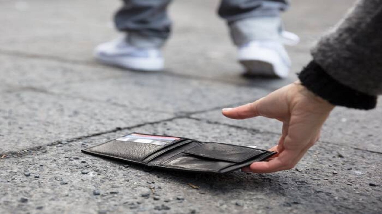 کیف پول میلیونی به دست صاحبش رسید