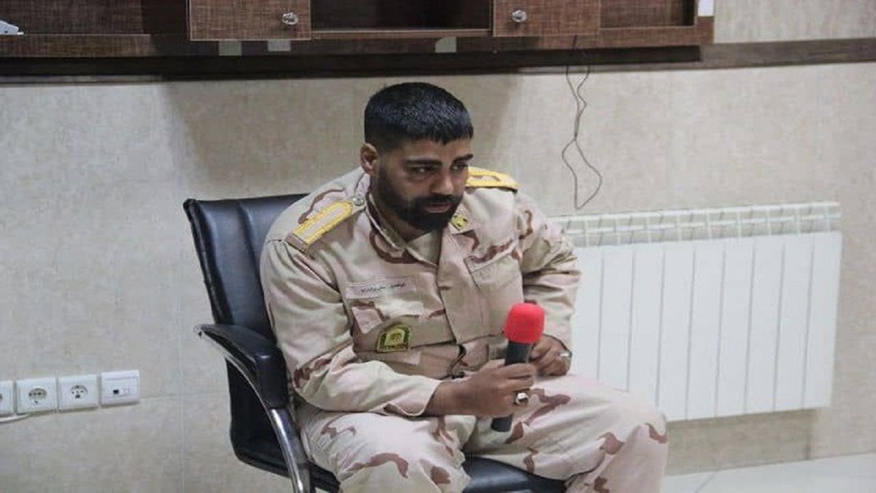 اقدام خیرخواهانه سرباز مرزبانی در حق یک کارگر