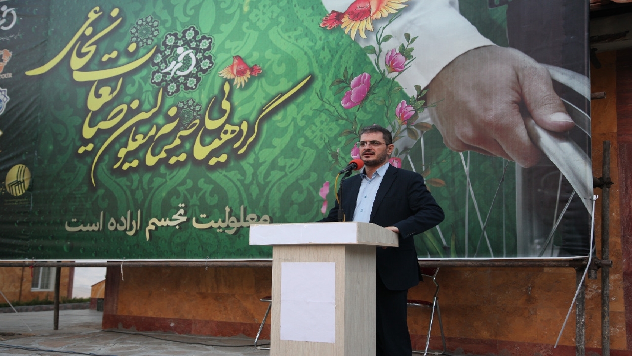 تاکید استاندار کردستان بر مناسب‌سازی محیط شهری برای تردد معلولان