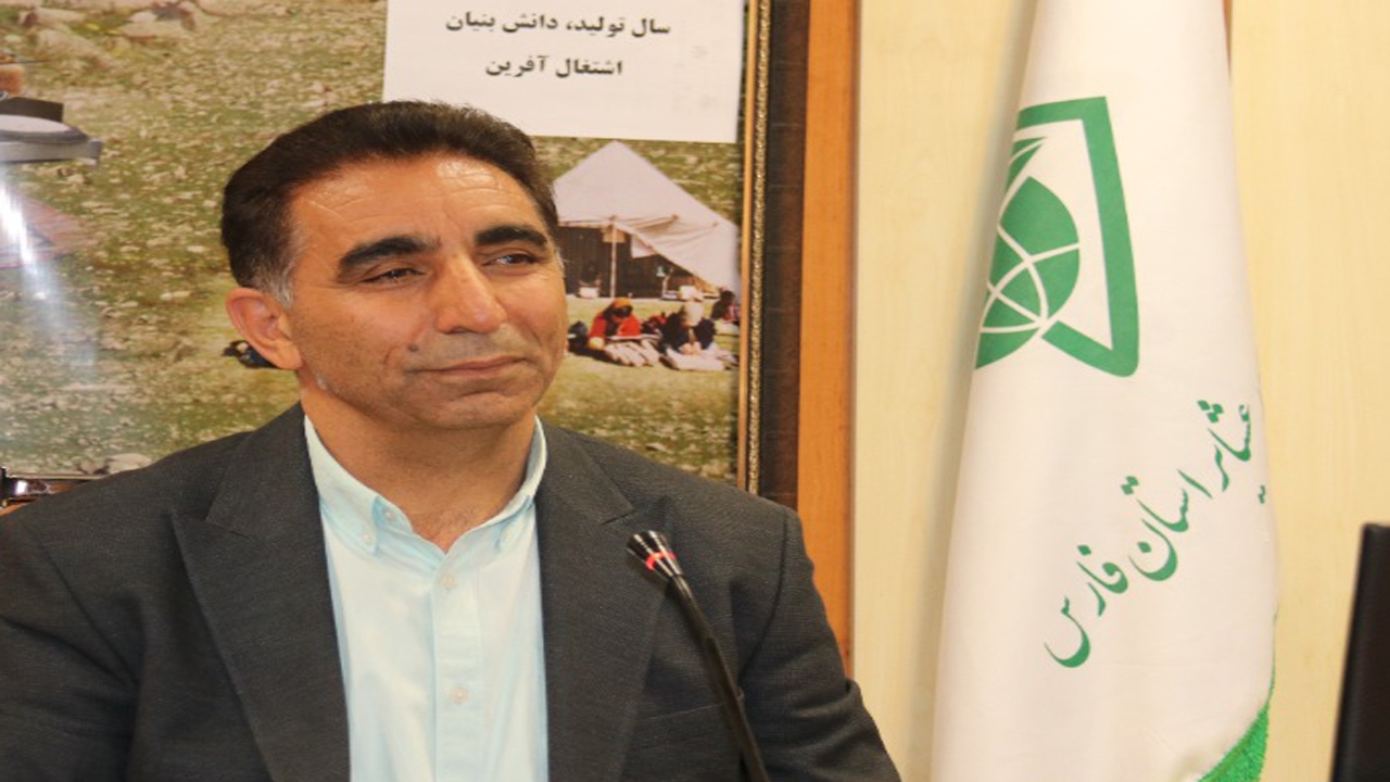 توزیع آرد میان عشایر کوچنده از سامانه الکترونیکی برای اولین بار در فارس