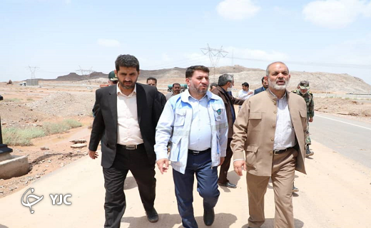 بررسی وضعیت سیل زدگان در استان با حضور وحیدی وزیر کشور در یزد