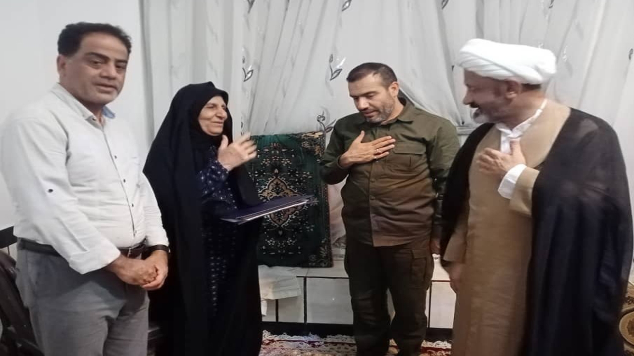 شهدا تربیت‌ یافتگان مکتب عاشورای حسینی هستند