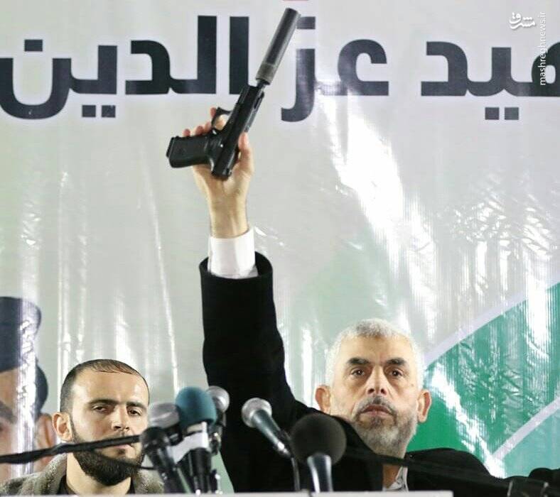 چرا موساد تیم خرابکاری علیه ایران را از درون &laquo;کومله&raquo; انتخاب کرد؟/ اسلحه مورد علاقه تروریست&zwnj;های اسراییلی دوباره در ایران رویت شد +عکس