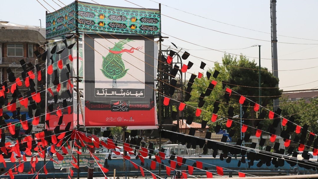 راه اندازی تکیه عزاداری امام حسین (ع) با هماهنگی پلیس راهور انجام شود