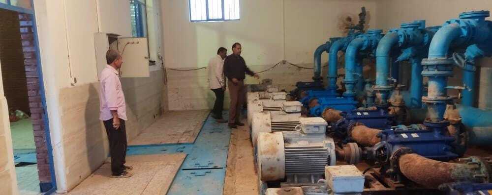 نصب پنج پمپ در تاسیسات آبرسانی نزهه غیزانیه اهواز