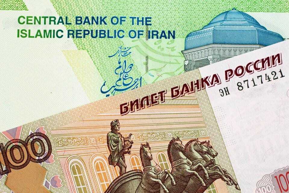 خیلی دور خیلی نزدیک؛ حذف دلار از مبادلات کشورها