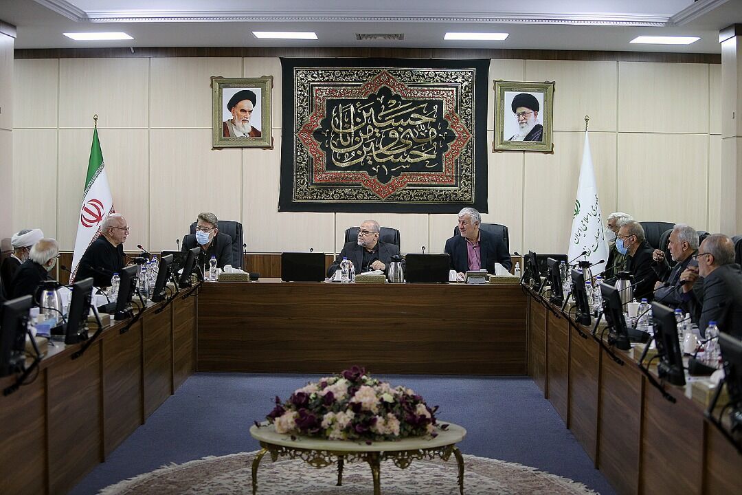 افزایش حداکثری تولید نفت خام و گاز طبیعی در مخازن و میادین مشترک